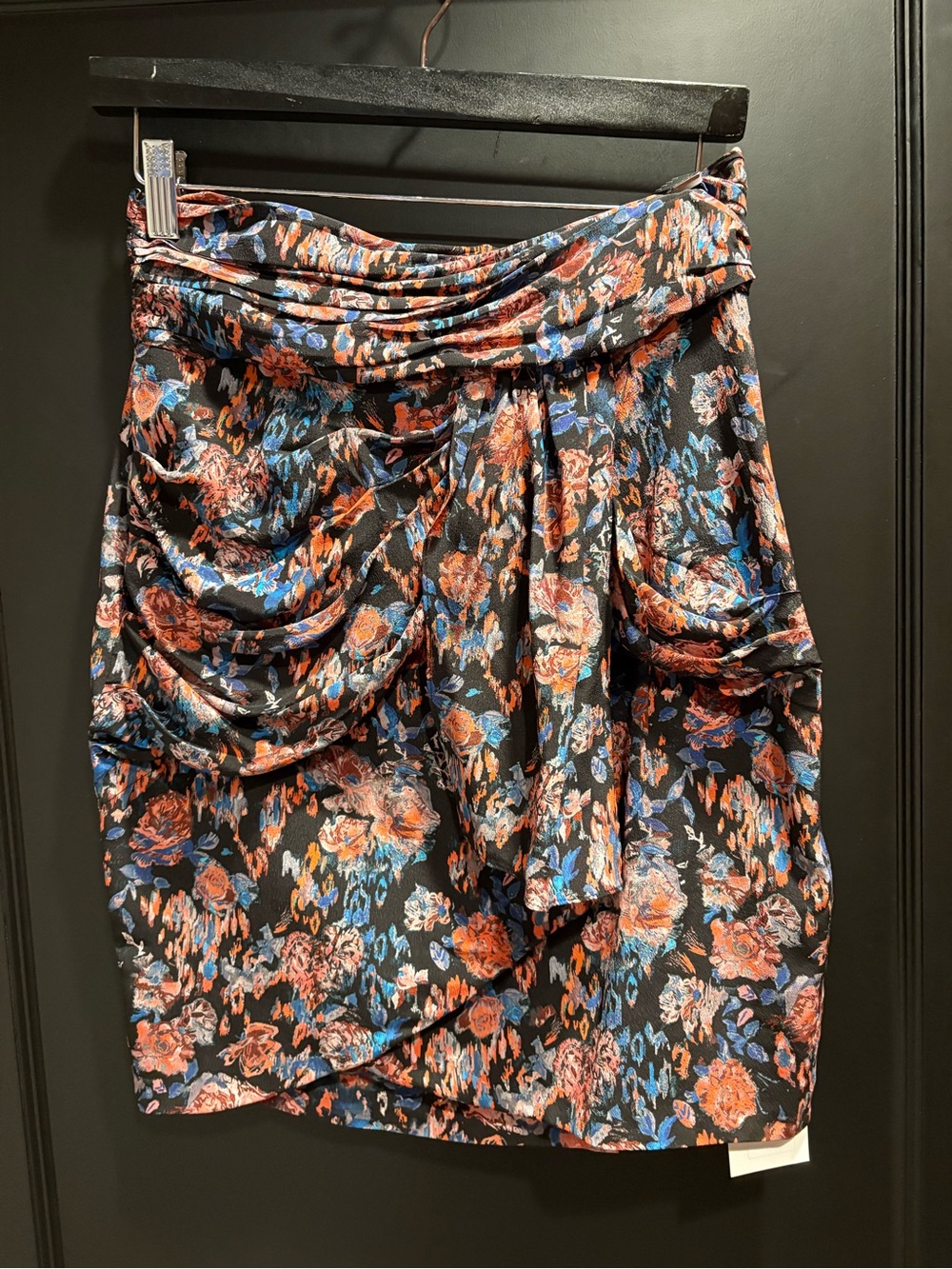 Floral rose Draped Black Pencil Skirt tulip hem  Ruched Detail silk iro size 38